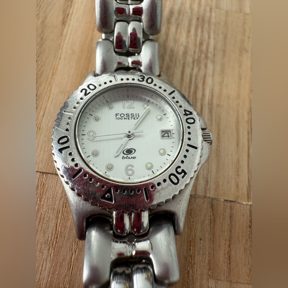 Fossil blue ladies stainless steel sport watch NEW BATTERY